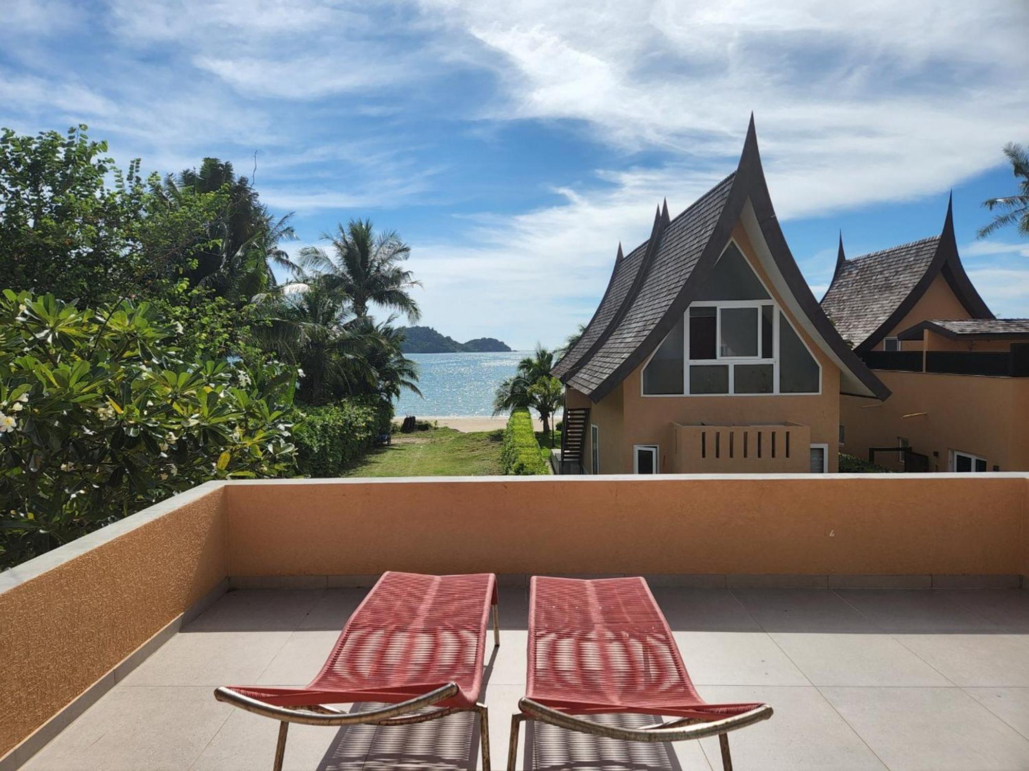 Siam Royal Bay Beach Villa And Beachfront Apartments Koh Chang Exterior photo